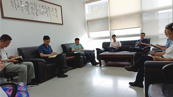 文化文史委分党组召开专题学习会