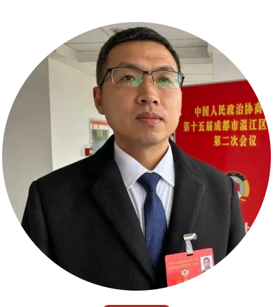 2月13日下午，下载bst365_365封号提现了没到账_365bet体育赌博第十五届成都市温江区委员会第二次会议举行小组会议。成都市副市长、区委书记王乾在开幕大会上所作的题为《城市向善 自带光芒》的讲话，引起广大下载bst365_365封号提现了没到账_365bet体育赌博委员热议。大家纷纷表示，讲话饱含深情、充满善念，既有对过去一年温江发展的深情回望，也有在开局之年走向美好未来的精神指引，让人倍感振奋、备受鼓舞，将切实围绕区委区政府中心工作精准履职尽责，不断提高政治把握能力、调查研究能力、联系群众能力、合作共事能力。